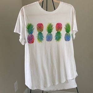 Pineapple T